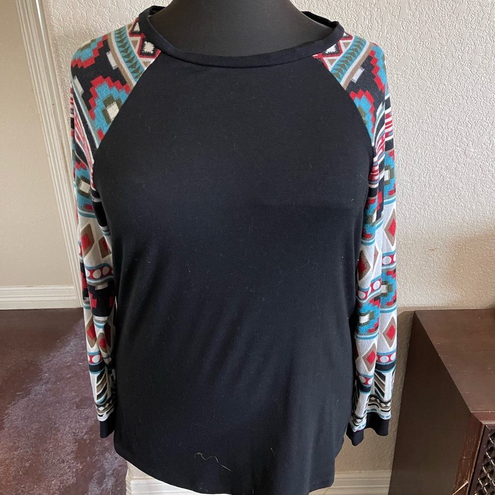 Black and Blue Raglan Sweatshirt with Patterned Sleeves